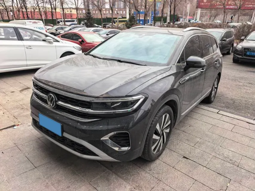 2021 Volkswagen Talagon 2.0T 220HP L4 7DCT,autocango,china used car exporter,china ev exporter,chinese used car exporter,chinese used ev exporter