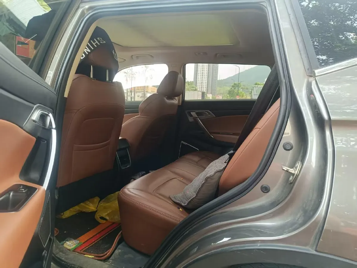 2021 Ford Escort 1.5L 122HP L3 6AT,autocango,china used car exporter,china ev exporter,chinese used car exporter,chinese used ev exporter