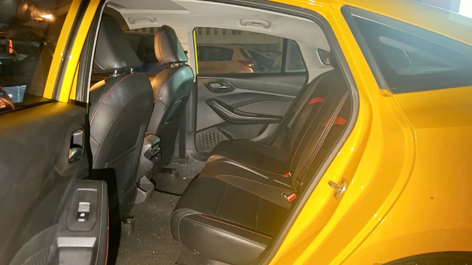 2021 MG 5 1.5L 120HP L4 CVT,autocango,china used car exporter,china ev exporter,chinese used car exporter,chinese used ev exporter