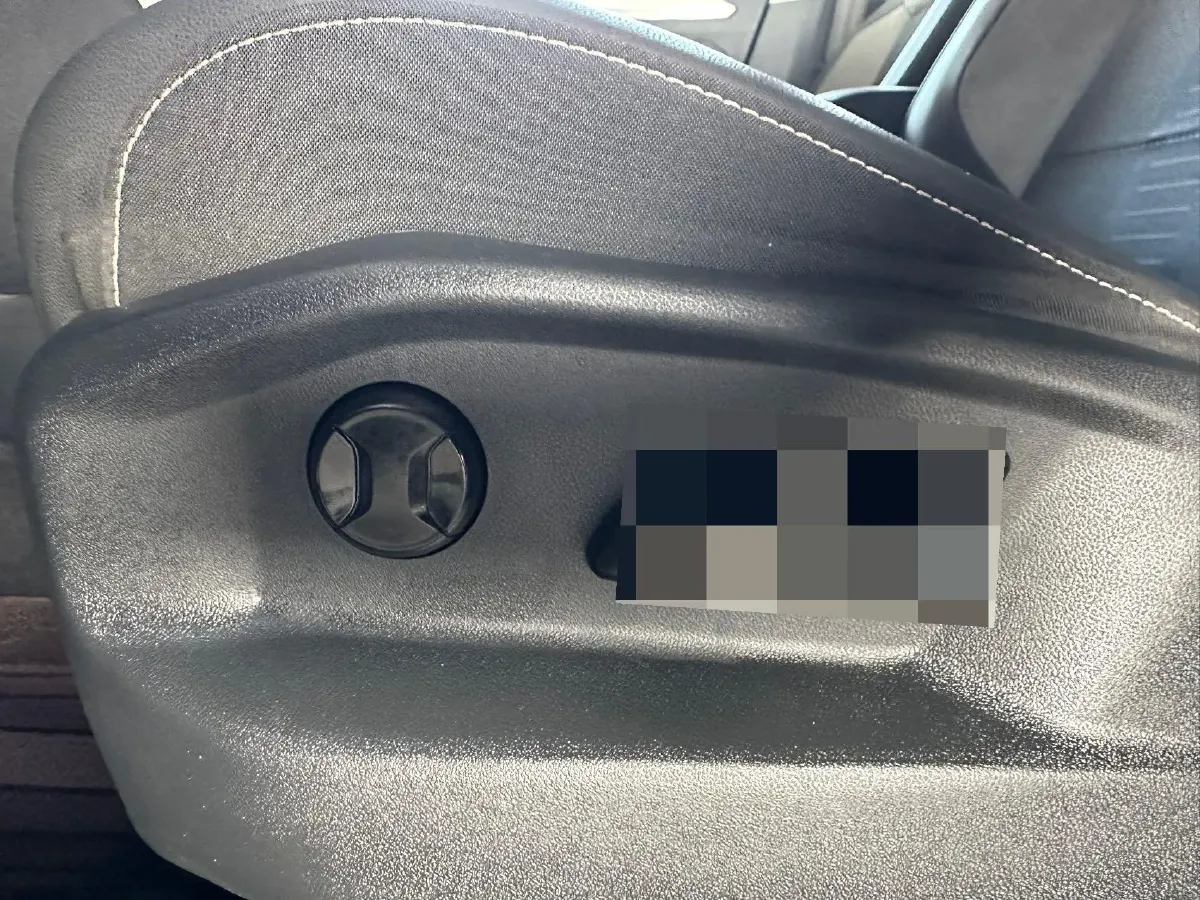 2022 Volkswagen T-Roc 1.4T 150HP L4 7DCT,autocango,china used car exporter,china ev exporter,chinese used car exporter,chinese used ev exporter