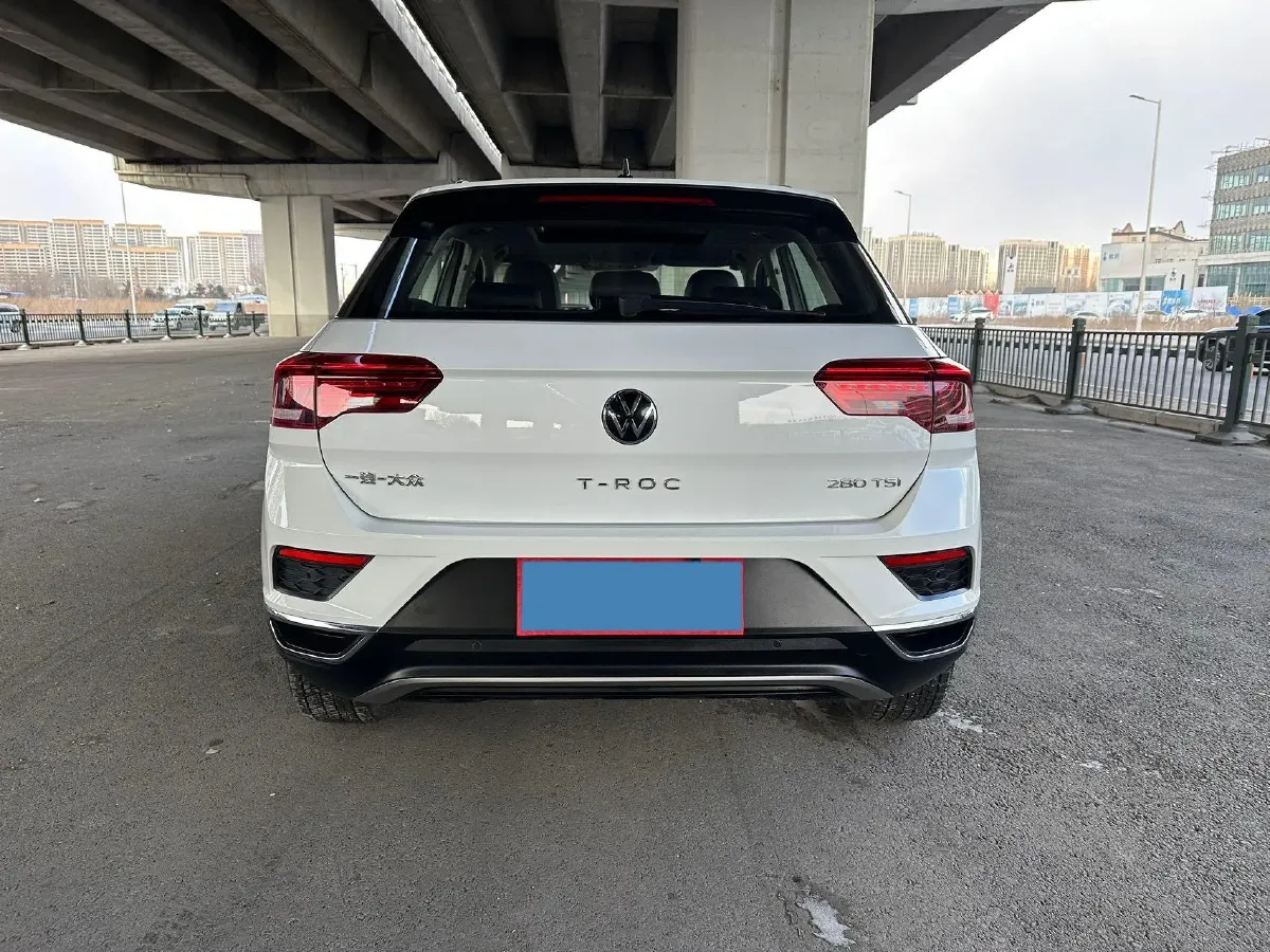 2022 Volkswagen T-Roc 1.4T 150HP L4 7DCT,autocango,china used car exporter,china ev exporter,chinese used car exporter,chinese used ev exporter