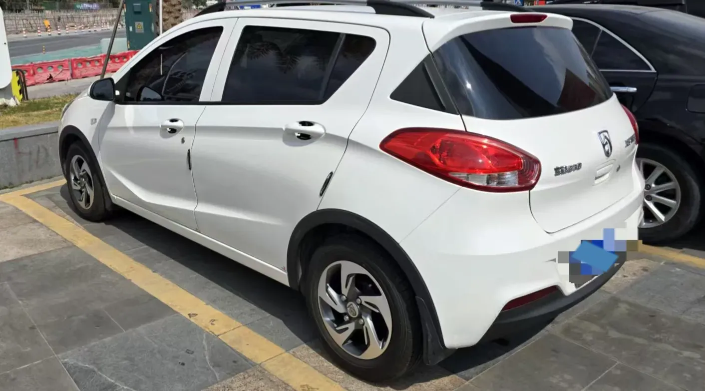 2020 BaoJun 310 1.2L 80HP L4 5MT,autocango,china used car exporter,china ev exporter,chinese used car exporter,chinese used ev exporter