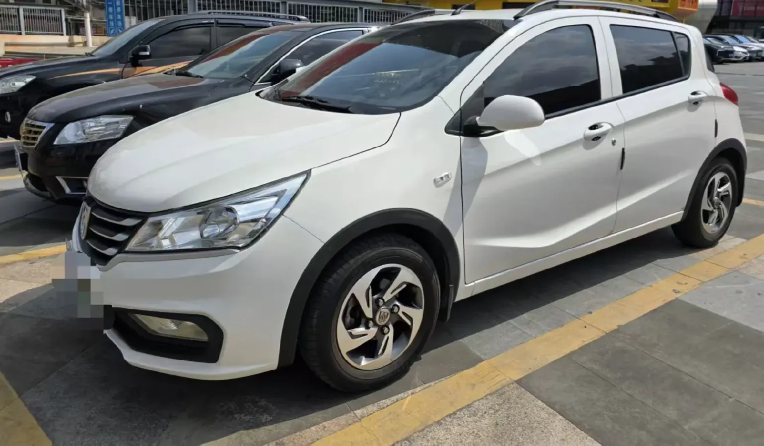2020 BaoJun 310 1.2L 80HP L4 5MT,autocango,china used car exporter,china ev exporter,chinese used car exporter,chinese used ev exporter