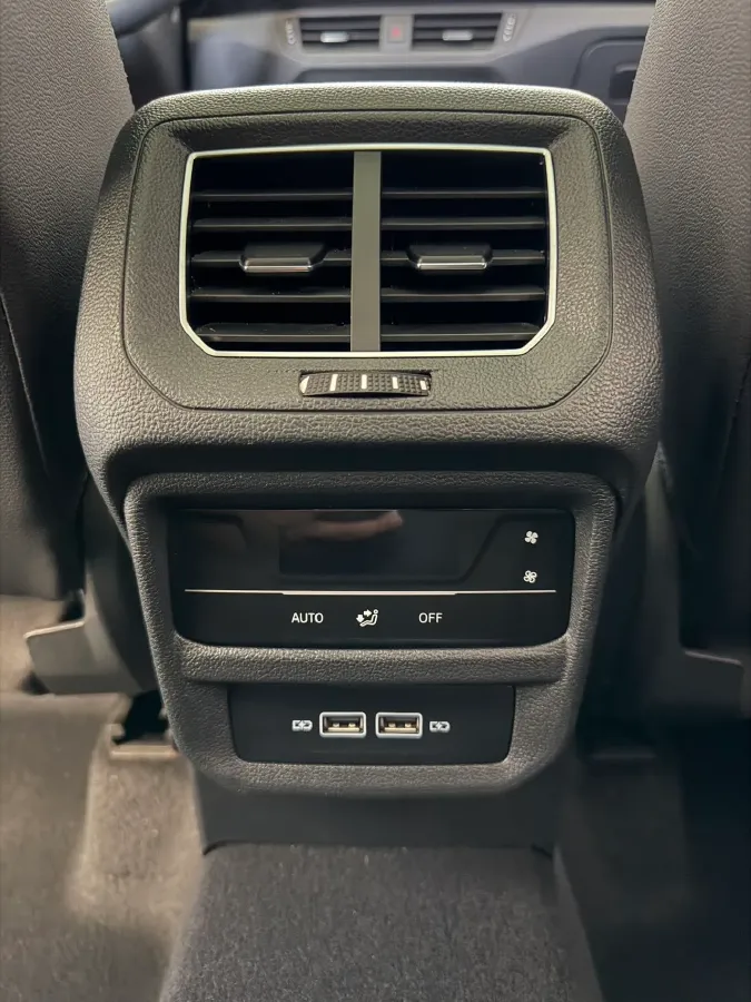 2022 Volkswagen Tayron 1.4T 150HP L4 7DCT,autocango,china used car exporter,china ev exporter,chinese used car exporter,chinese used ev exporter