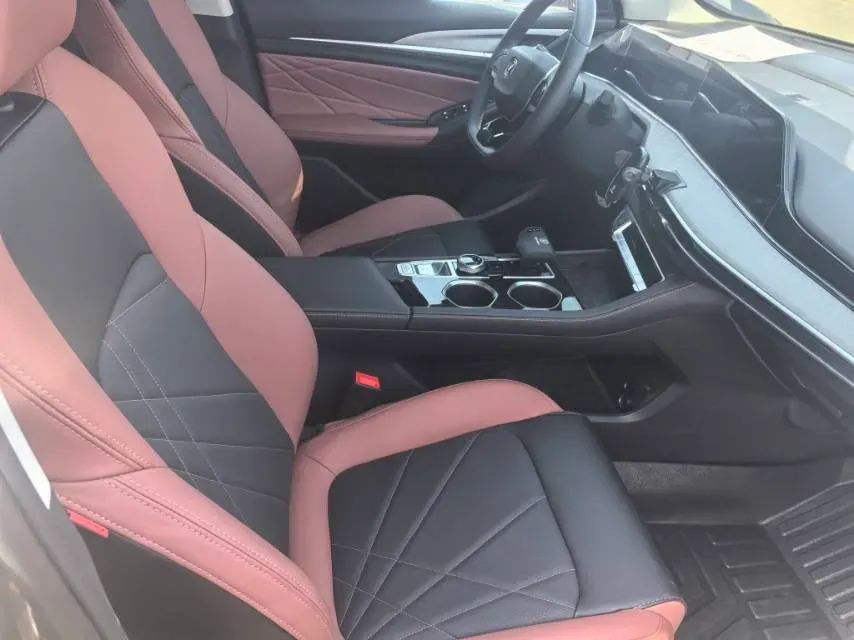 2024 ChangAn Eado 1.4T 160HP L4 7DCT,autocango,china used car exporter,china ev exporter,chinese used car exporter,chinese used ev exporter