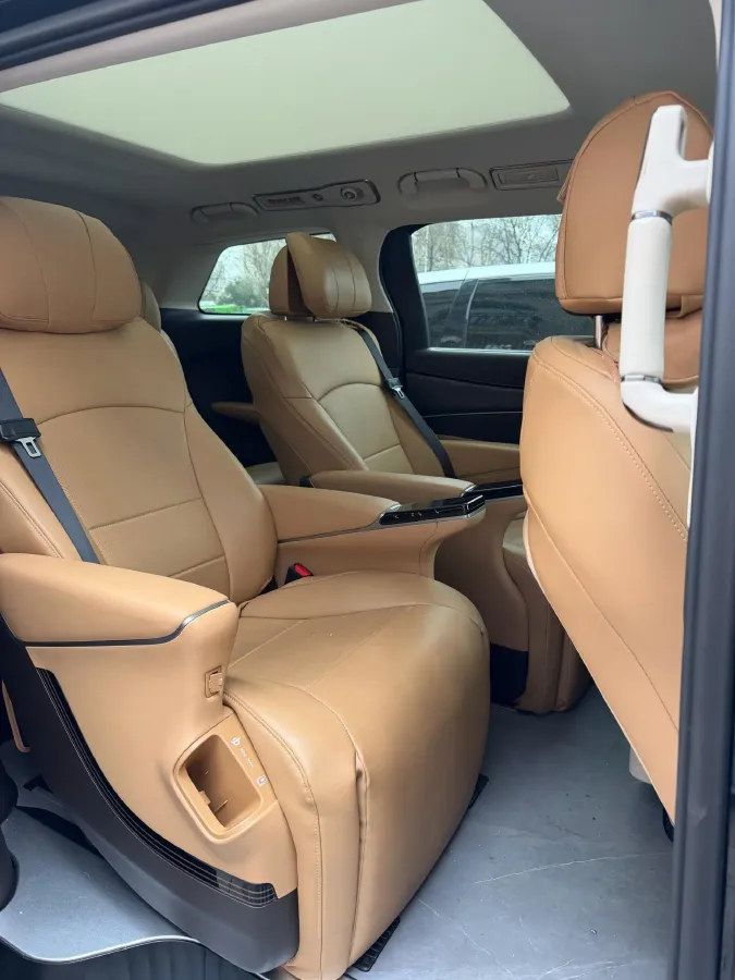 2024 Denza D9 1.5T 139HP L4 E-CVT PHEV 40KWH,autocango,china used car exporter,china ev exporter,chinese used car exporter,chinese used ev exporter