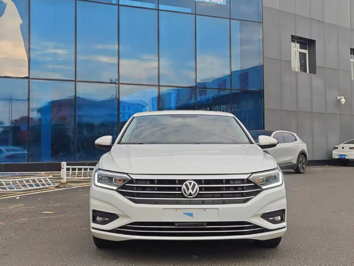 2020 Volkswagen Sagitar 1.2T 116HP L4 7DCT,autocango,china used car exporter,china ev exporter,chinese used car exporter,chinese used ev exporter