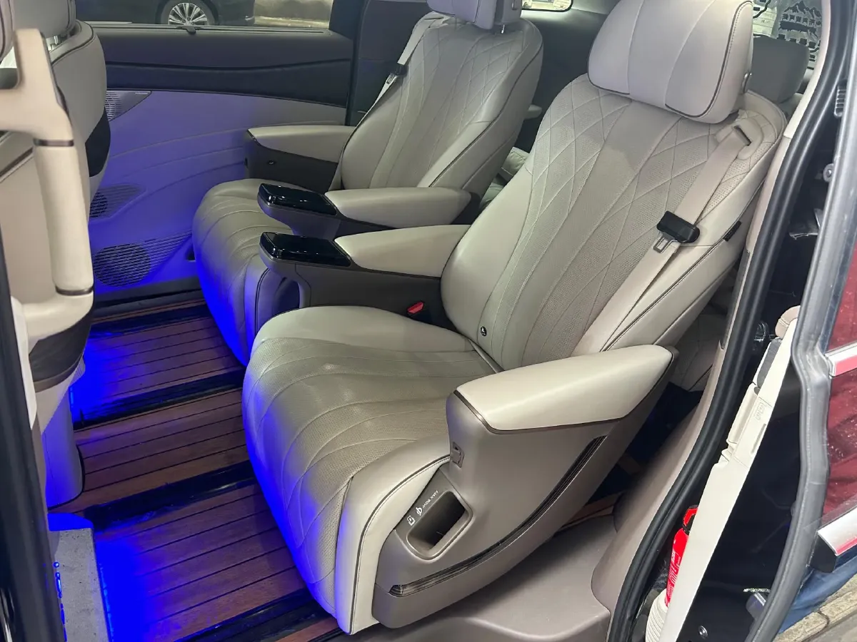 2024 Denza D9 BEV 103.36KWH,autocango,china used car exporter,china ev exporter,chinese used car exporter,chinese used ev exporter