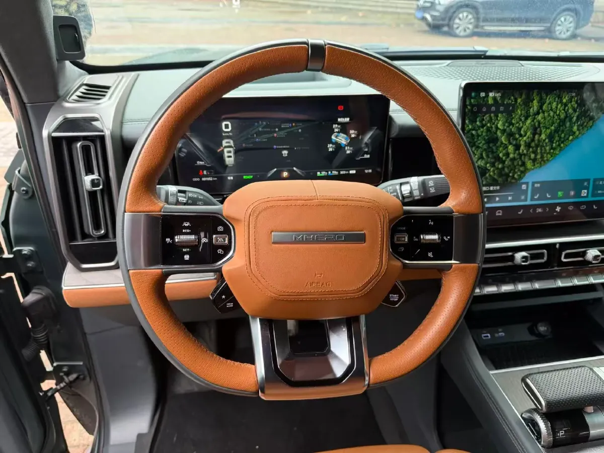 2023 M Hero 917 REEV 197HP 2AT REEV 65.8KWH,autocango,china used car exporter,china ev exporter,chinese used car exporter,chinese used ev exporter