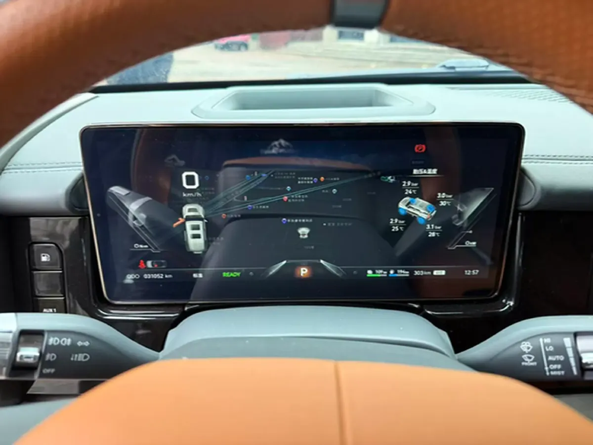 2023 M Hero 917 REEV 197HP 2AT REEV 65.8KWH,autocango,china used car exporter,china ev exporter,chinese used car exporter,chinese used ev exporter