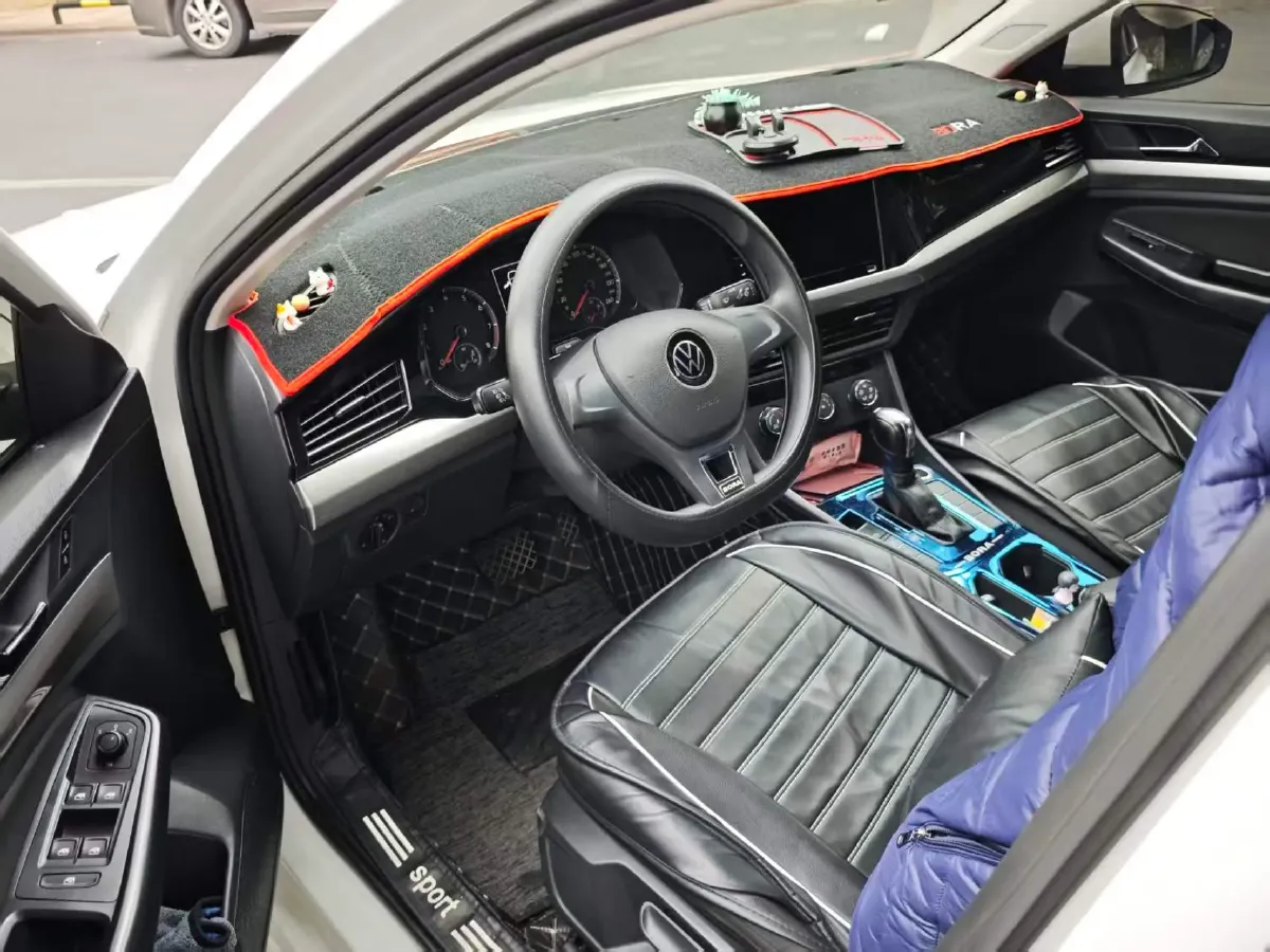 2021 Volkswagen Bora 1.5L 113HP L4 6AT,autocango,china used car exporter,china ev exporter,chinese used car exporter,chinese used ev exporter