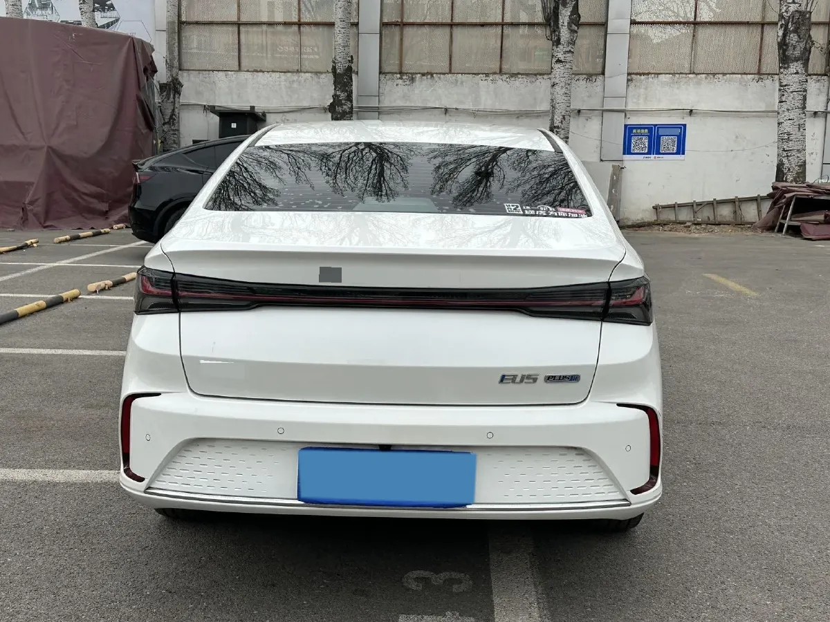 2021 Chery Tiggo 8 Plus 1.6T 197HP L4 7DCT,autocango,china used car exporter,china ev exporter,chinese used car exporter,chinese used ev exporter