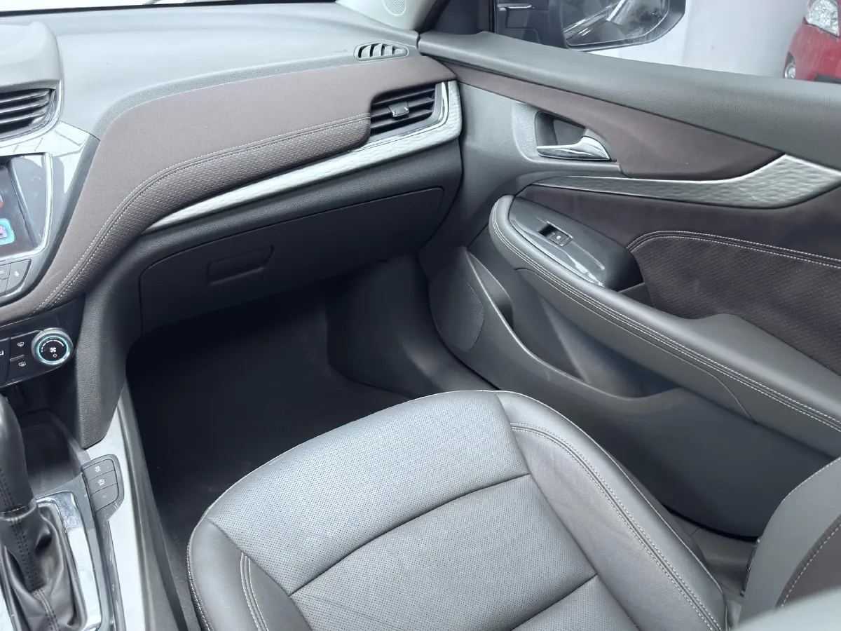 2018 Chevrolet Malibu 1.5T 170HP L4 6AT,autocango,china used car exporter,china ev exporter,chinese used car exporter,chinese used ev exporter