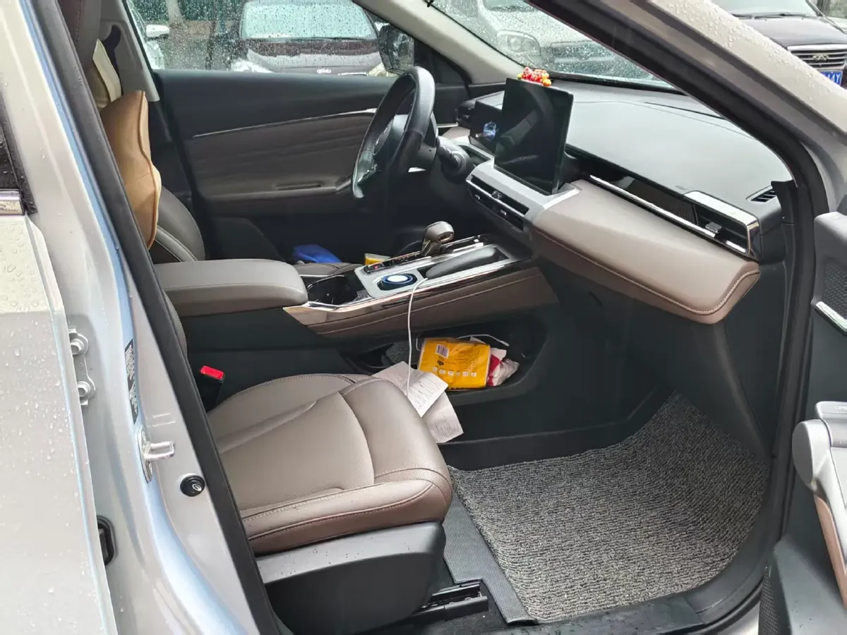 2024 GAC Trumpchi GS4 1.5T 177HP L4 7DCT,autocango,china used car exporter,china ev exporter,chinese used car exporter,chinese used ev exporter