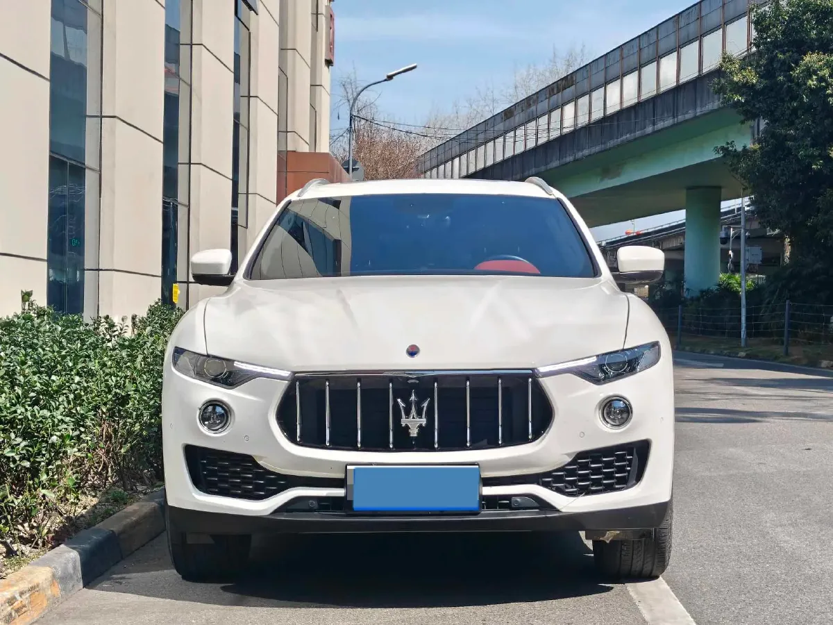 2021 Audi A8 3.0T 340HP V6 8AT,autocango,china used car exporter,china ev exporter,chinese used car exporter,chinese used ev exporter