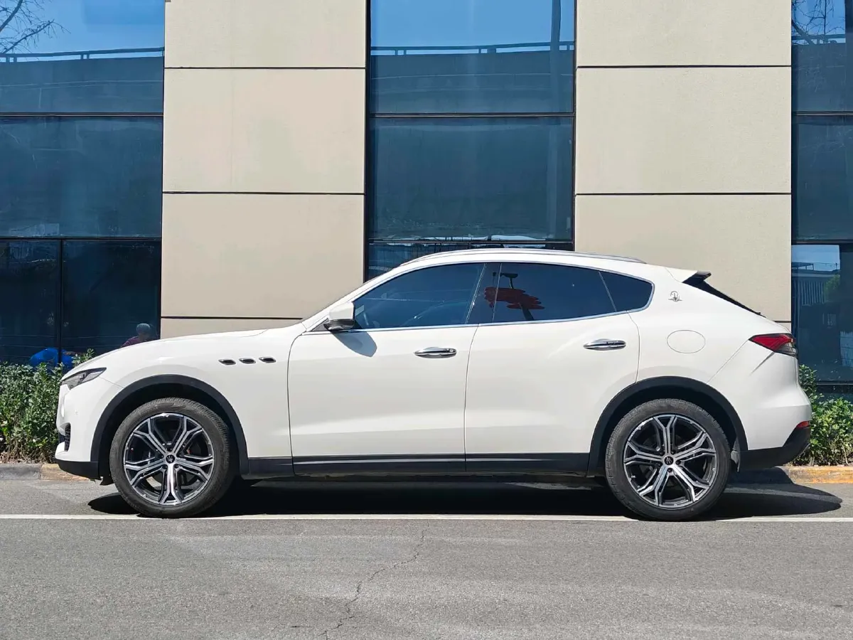 2021 Audi A8 3.0T 340HP V6 8AT,autocango,china used car exporter,china ev exporter,chinese used car exporter,chinese used ev exporter