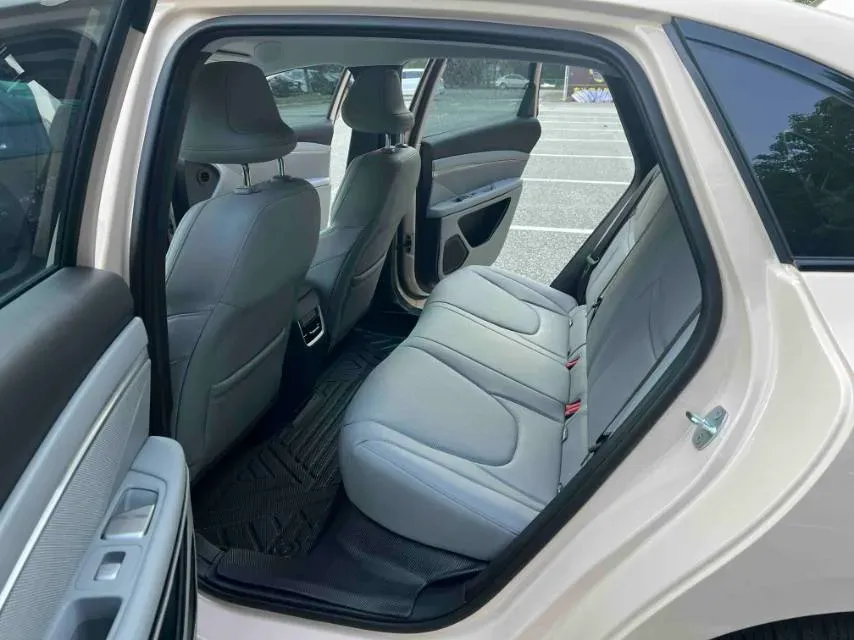 2024 Xpeng MONA M03 BEV 62.2KWH,autocango,china used car exporter,china ev exporter,chinese used car exporter,chinese used ev exporter