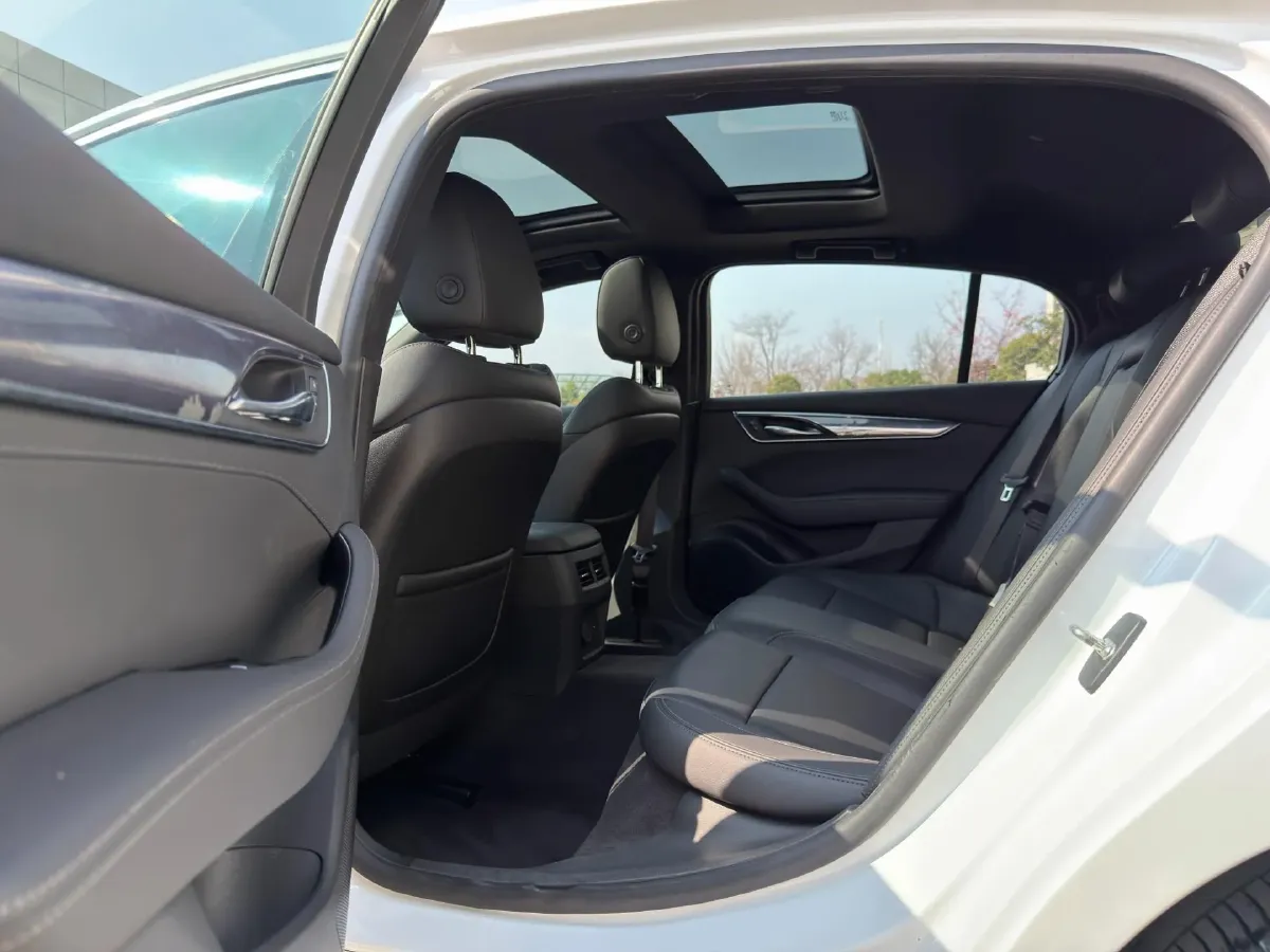 2020 Cadillac CT5 2.0T 241HP L4 10AT,autocango,china used car exporter,china ev exporter,chinese used car exporter,chinese used ev exporter