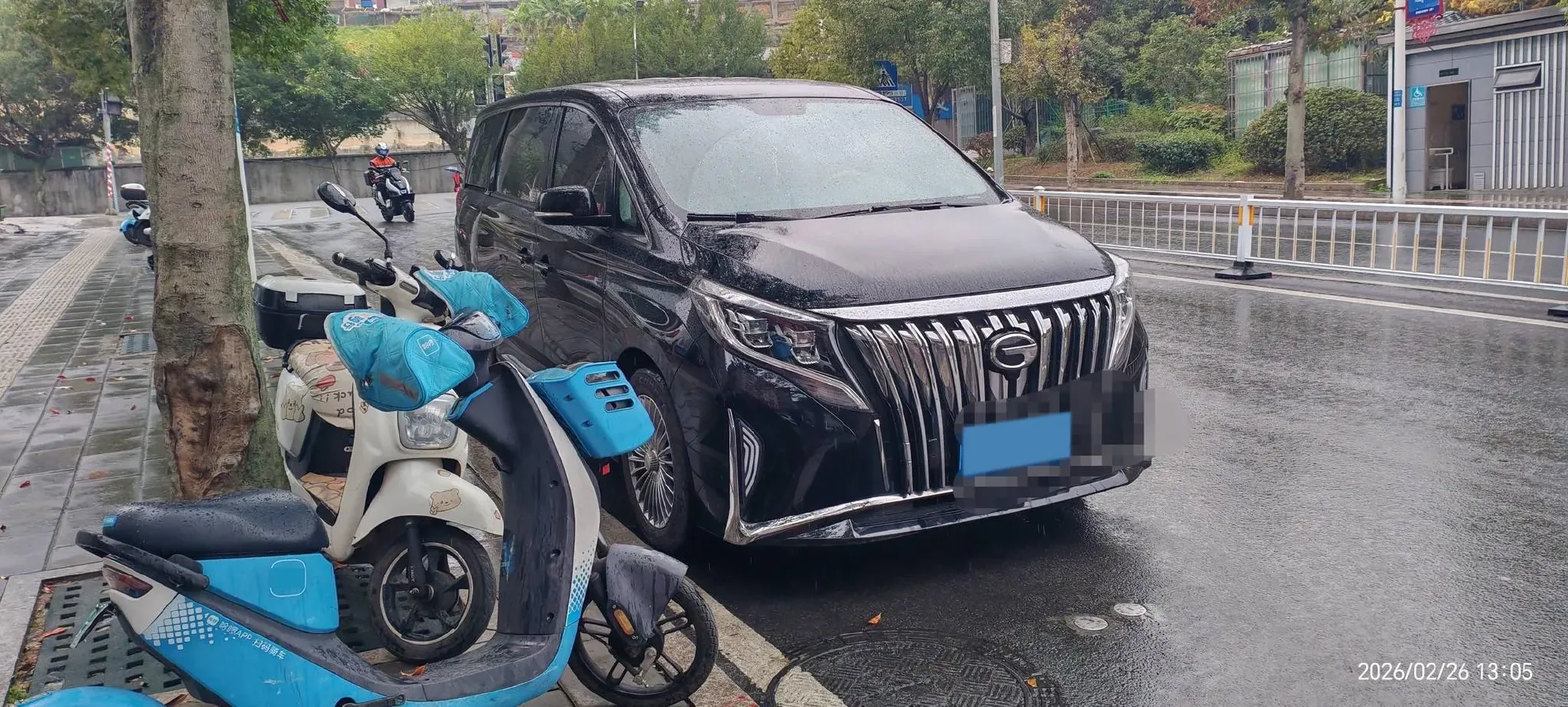 2021 GAC Trumpchi M8 2.0T 252HP L4 8AT,autocango,china used car exporter,china ev exporter,chinese used car exporter,chinese used ev exporter