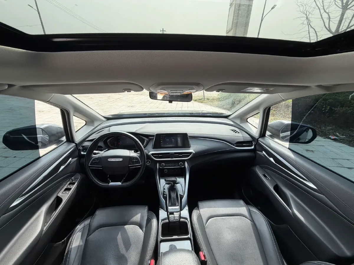 2019 MAXUS G50 1.5T 169HP L4 7DCT,autocango,china used car exporter,china ev exporter,chinese used car exporter,chinese used ev exporter