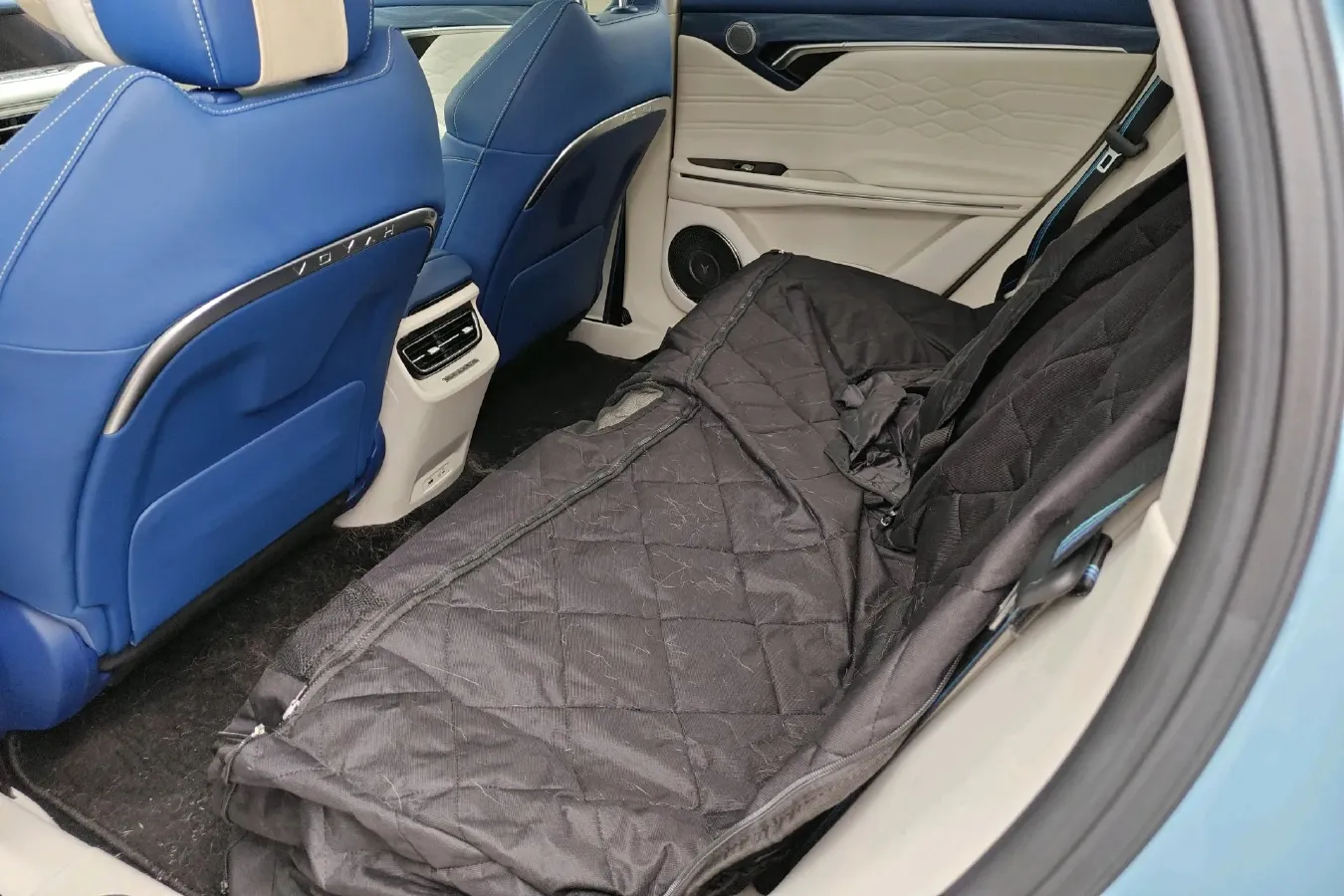 2021 Voyah FREE Range Extended 109HP REEV 33KWH,autocango,china used car exporter,china ev exporter,chinese used car exporter,chinese used ev exporter