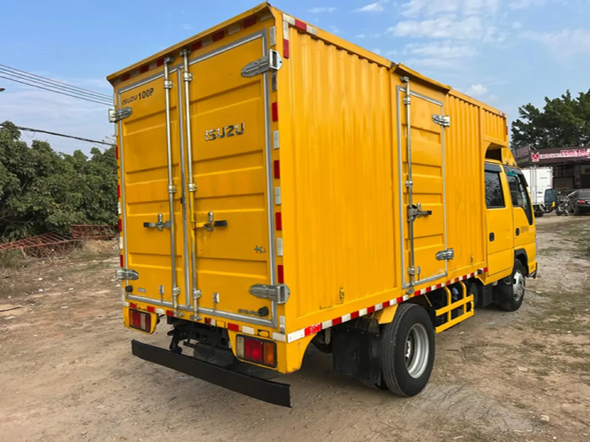 2016 Isuzu RE-MAX Jim 2.8T 109HP L4 5MT,autocango,china used car exporter,china ev exporter,chinese used car exporter,chinese used ev exporter