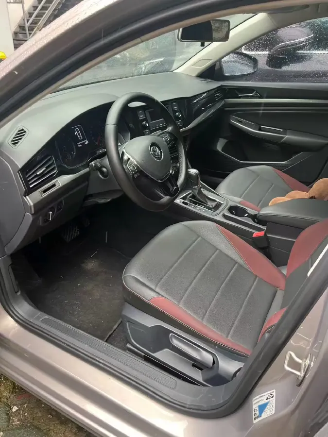 2019 Volkswagen Golf Sportsvan 1.6L 110HP L4 6AT,autocango,china used car exporter,china ev exporter,chinese used car exporter,chinese used ev exporter