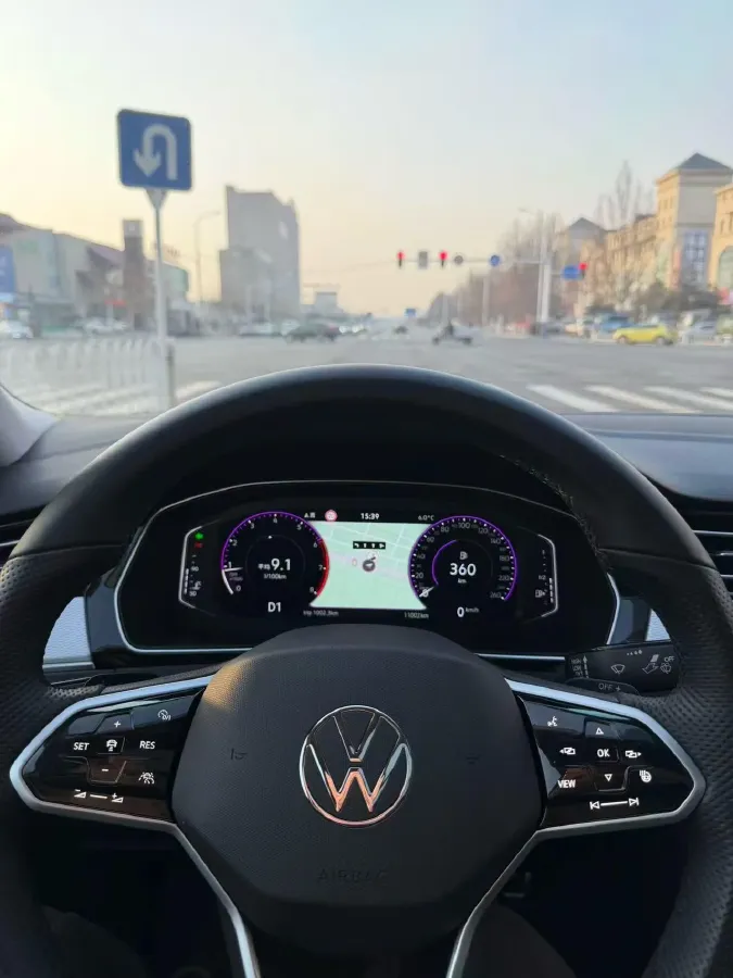 2024 Volkswagen Magotan 2.0T 186HP L4 7DCT,autocango,china used car exporter,china ev exporter,chinese used car exporter,chinese used ev exporter