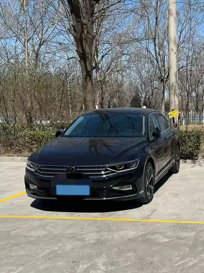 2024 Volkswagen Magotan 2.0T 186HP L4 7DCT,autocango,china used car exporter,china ev exporter,chinese used car exporter,chinese used ev exporter