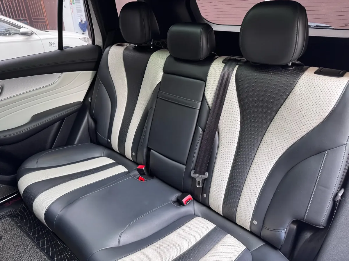 2019 Roewe RX5 MAX 2.0T 231HP L4 6DCT,autocango,china used car exporter,china ev exporter,chinese used car exporter,chinese used ev exporter