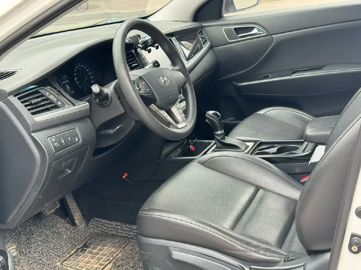 2017 Hyundai Mistra 1.8L 143HP L4 6AT,autocango,china used car exporter,china ev exporter,chinese used car exporter,chinese used ev exporter