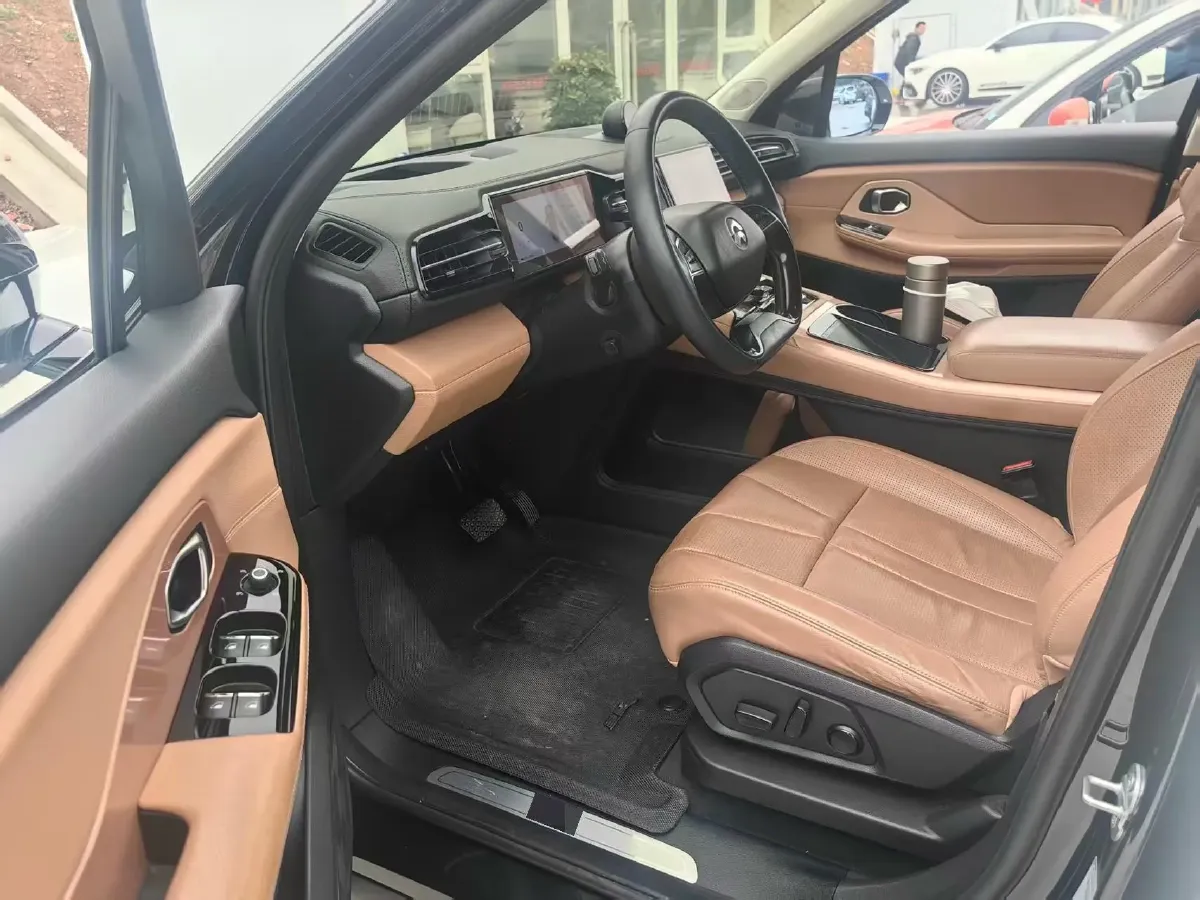 2018 NIO ES8 BEV 70KWH,autocango,china used car exporter,china ev exporter,chinese used car exporter,chinese used ev exporter