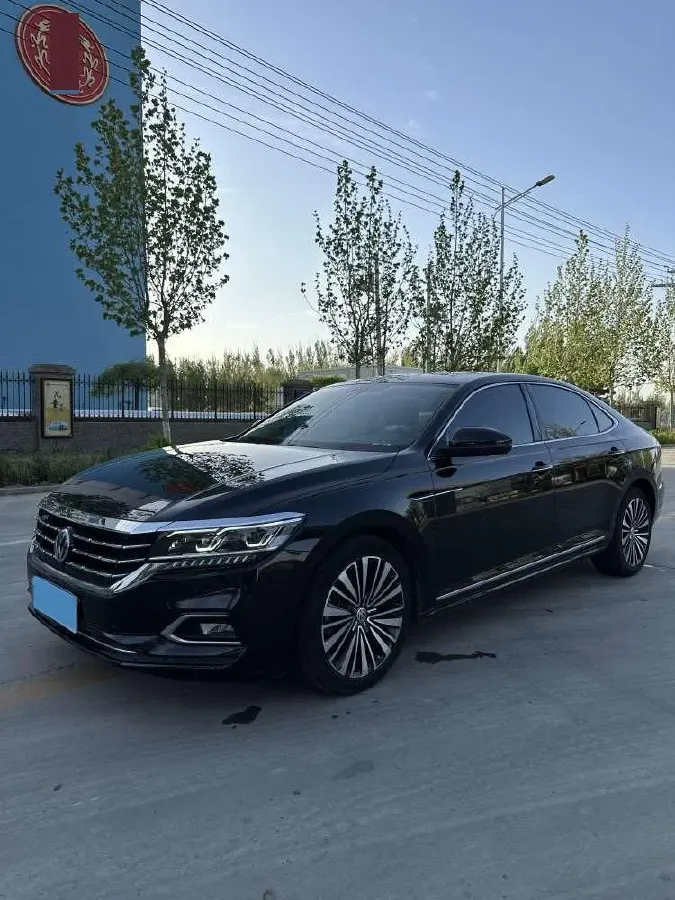 2019 Volvo V40 1.5T 152HP L4 6AT,autocango,china used car exporter,china ev exporter,chinese used car exporter,chinese used ev exporter