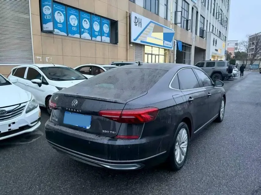 2020 Volkswagen Passat 2.0T 186HP L4 7DCT,autocango,china used car exporter,china ev exporter,chinese used car exporter,chinese used ev exporter