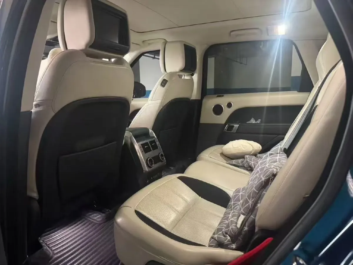 2022 Land Rover Range Rover Sport 3.0T 360HP L6 8AT,autocango,china used car exporter,china ev exporter,chinese used car exporter,chinese used ev exporter