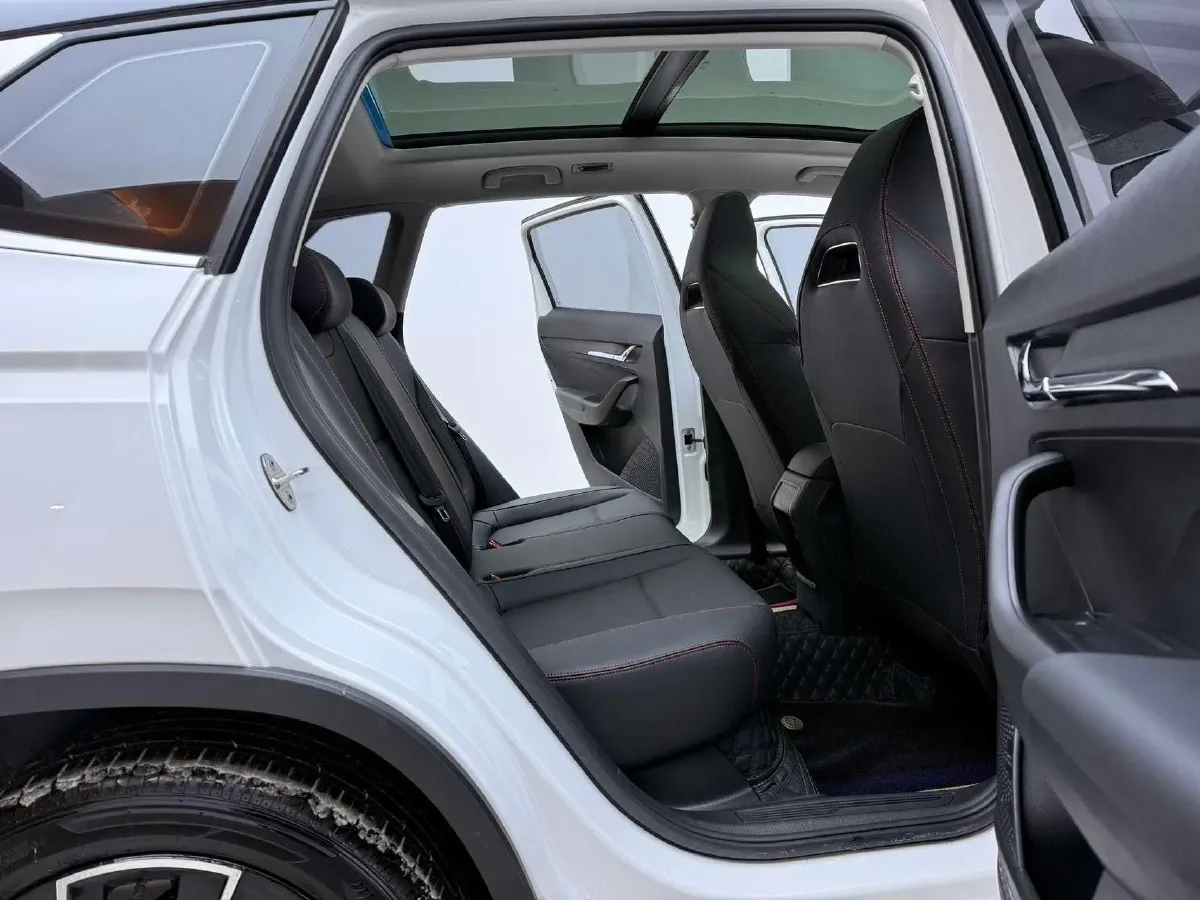 2022 Skoda Kamiq 1.5L 112HP L4 6AT,autocango,china used car exporter,china ev exporter,chinese used car exporter,chinese used ev exporter