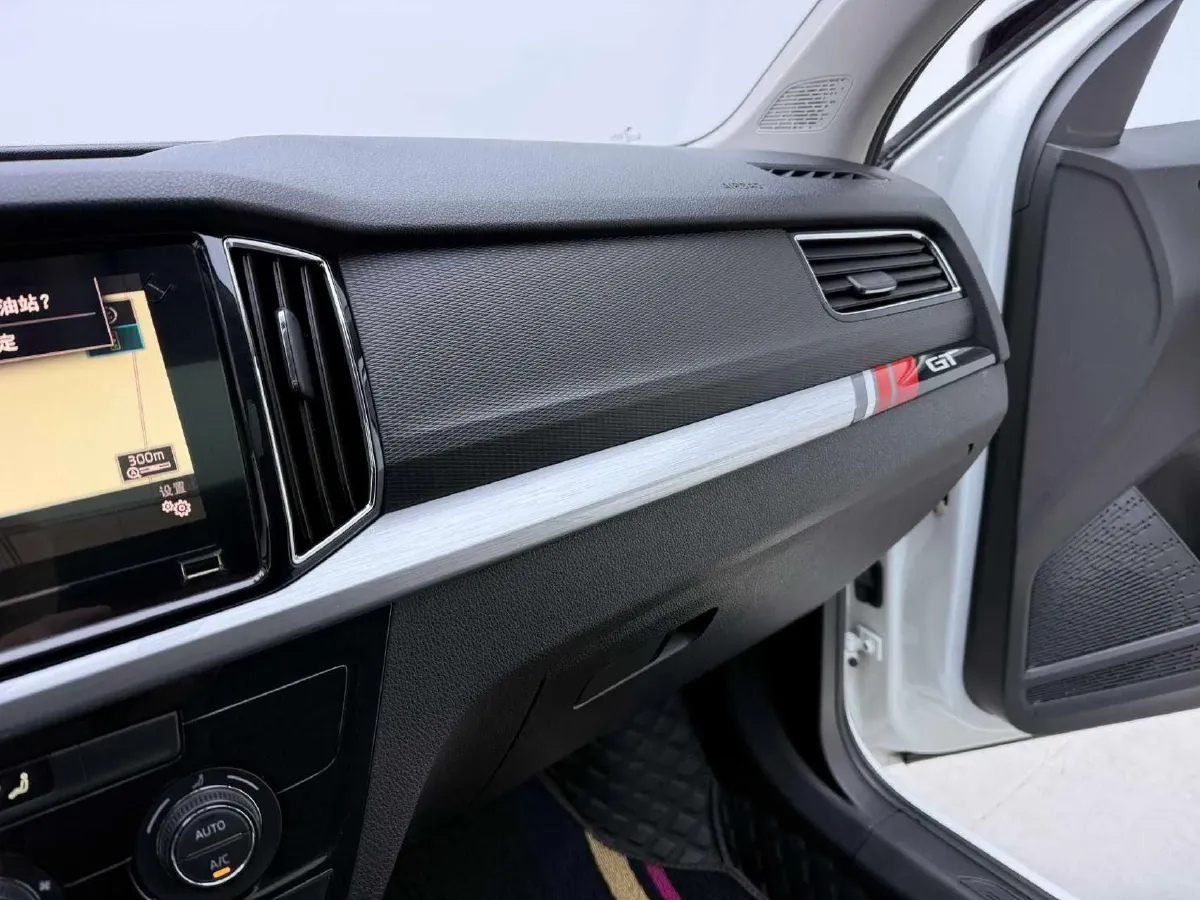 2022 Skoda Kamiq 1.5L 112HP L4 6AT,autocango,china used car exporter,china ev exporter,chinese used car exporter,chinese used ev exporter