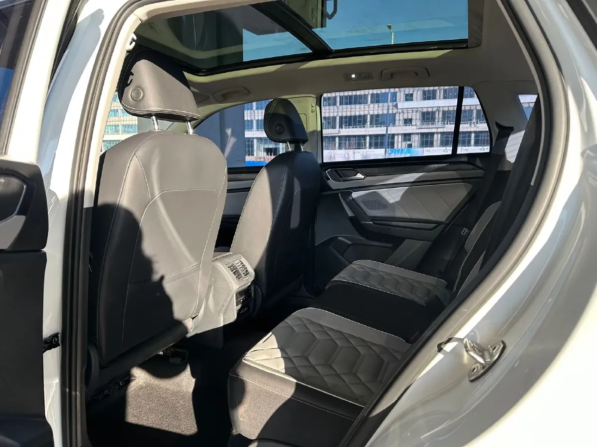 2023 Volkswagen Tayron 1.4T 150HP L4 7DCT,autocango,china used car exporter,china ev exporter,chinese used car exporter,chinese used ev exporter