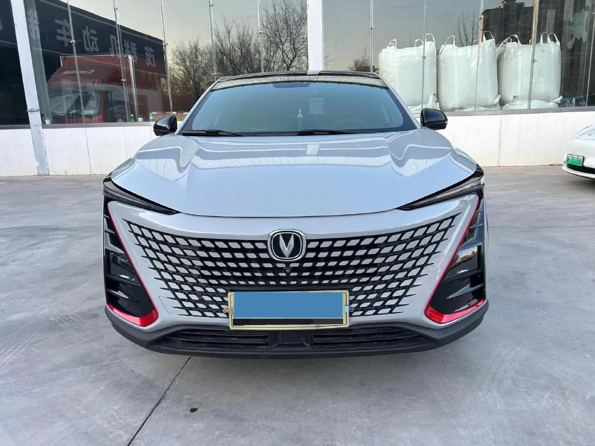 2021 ChangAn UNI-T 1.5T 180HP L4 7DCT,autocango,china used car exporter,china ev exporter,chinese used car exporter,chinese used ev exporter