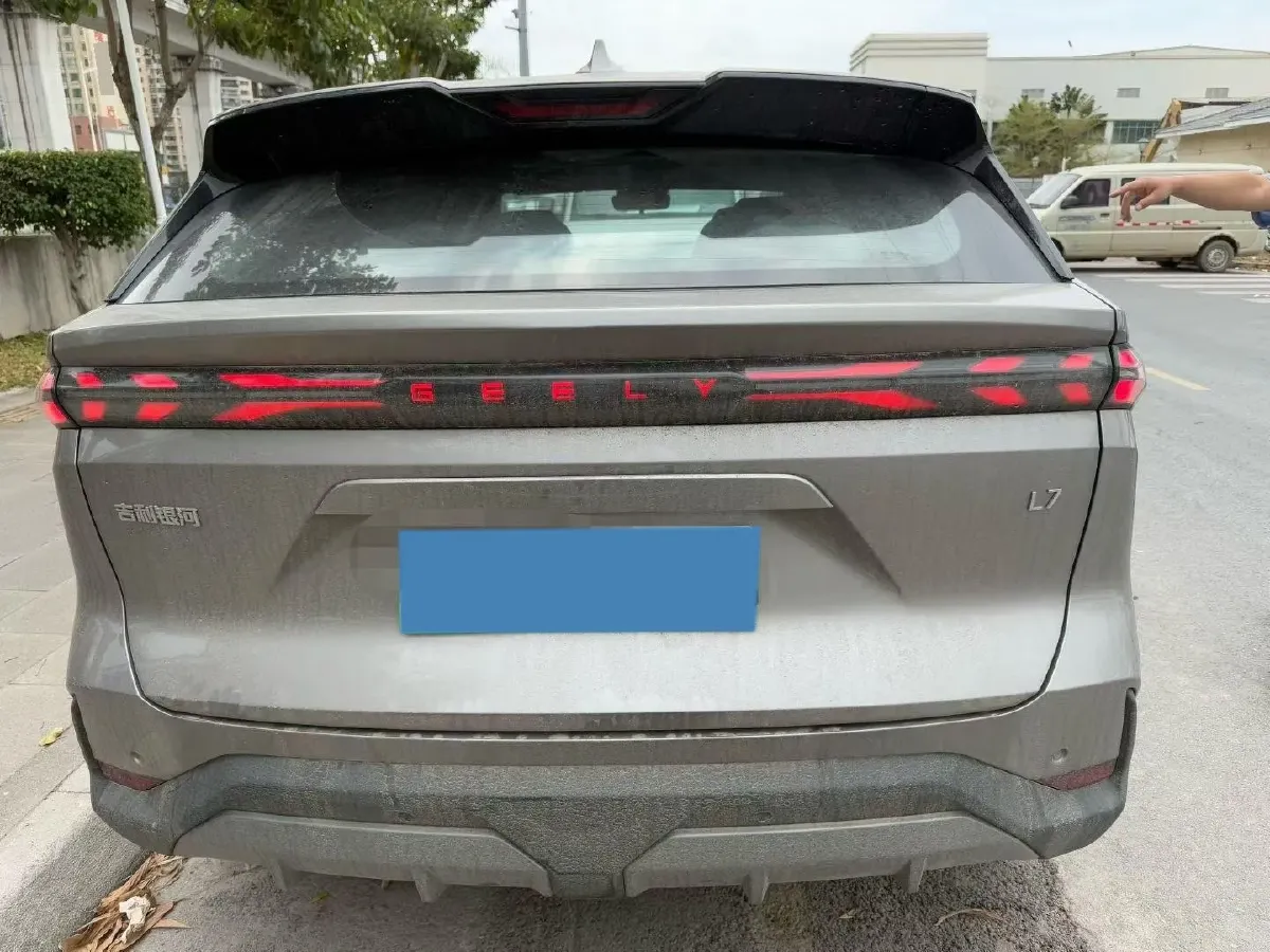 2023 Geely Galaxy L7 1.5T 163HP L4 3DHT PHEV 18.7KWH,autocango,china used car exporter,china ev exporter,chinese used car exporter,chinese used ev exporter