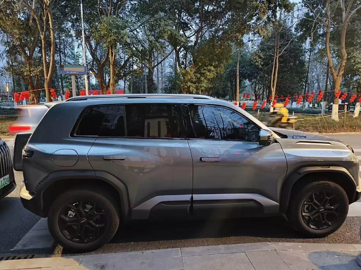 2025 FangChengBao Tai 3 BEV,autocango,china used car exporter,china ev exporter,chinese used car exporter,chinese used ev exporter