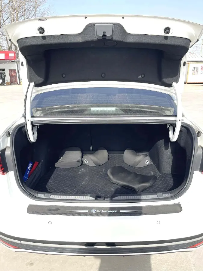 2023 Volkswagen Bora 1.2T 116HP L4 7DCT,autocango,china used car exporter,china ev exporter,chinese used car exporter,chinese used ev exporter