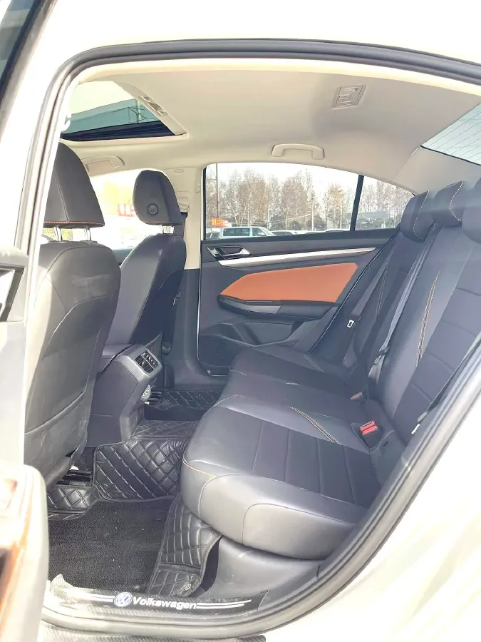 2023 Volkswagen Bora 1.2T 116HP L4 7DCT,autocango,china used car exporter,china ev exporter,chinese used car exporter,chinese used ev exporter