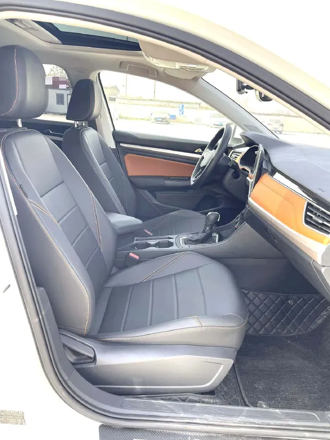 2023 Volkswagen Bora 1.2T 116HP L4 7DCT,autocango,china used car exporter,china ev exporter,chinese used car exporter,chinese used ev exporter