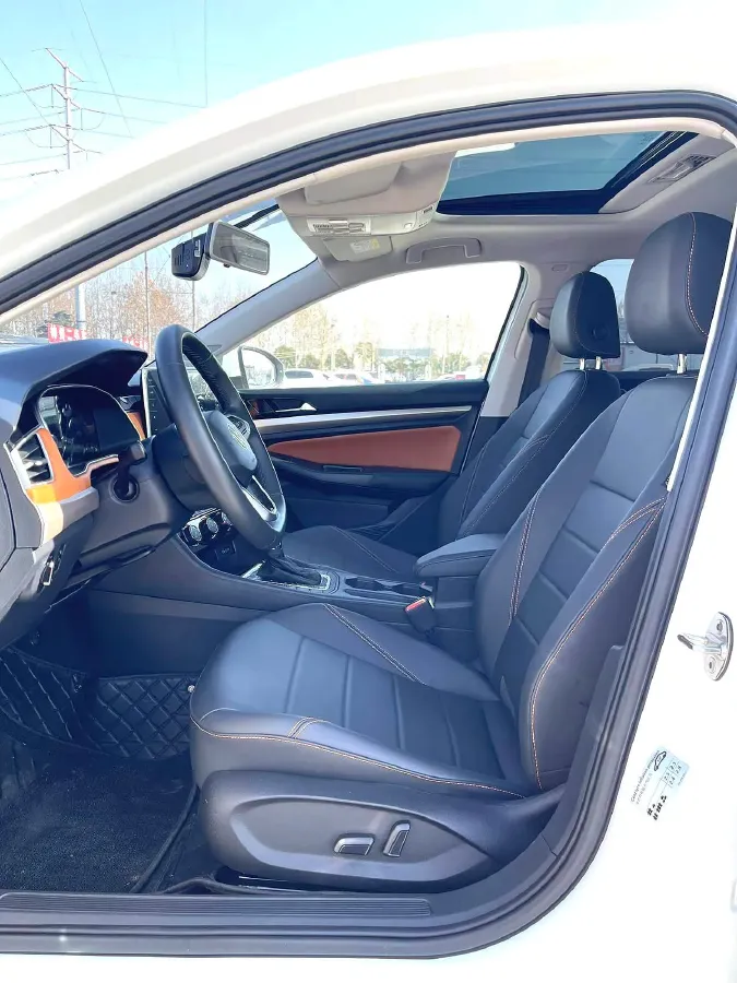 2023 Volkswagen Bora 1.2T 116HP L4 7DCT,autocango,china used car exporter,china ev exporter,chinese used car exporter,chinese used ev exporter