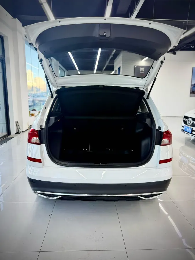 2023 Skoda Kamiq 1.5L 112HP L4 6AT,autocango,china used car exporter,china ev exporter,chinese used car exporter,chinese used ev exporter