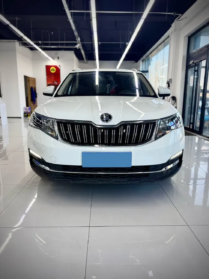 2023 Skoda Kamiq 1.5L 112HP L4 6AT,autocango,china used car exporter,china ev exporter,chinese used car exporter,chinese used ev exporter
