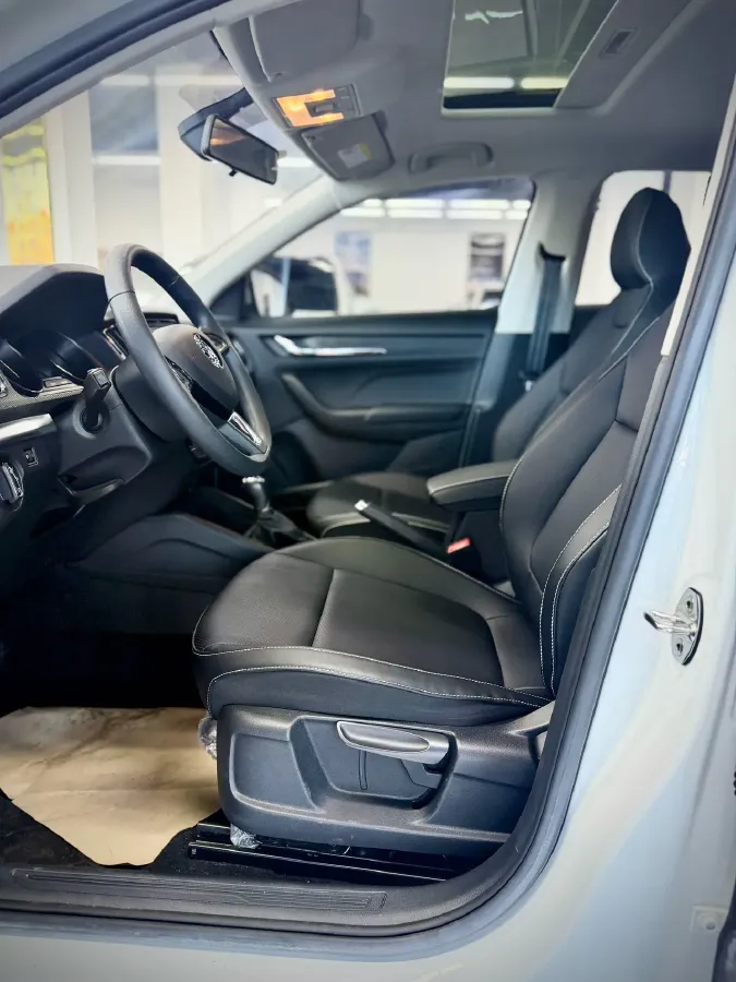 2023 Skoda Kamiq 1.5L 112HP L4 6AT,autocango,china used car exporter,china ev exporter,chinese used car exporter,chinese used ev exporter