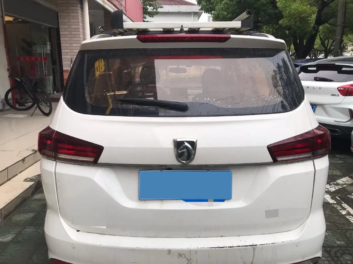2019 BaoJun 360 1.5L 105HP L4 CVT,autocango,china used car exporter,china ev exporter,chinese used car exporter,chinese used ev exporter