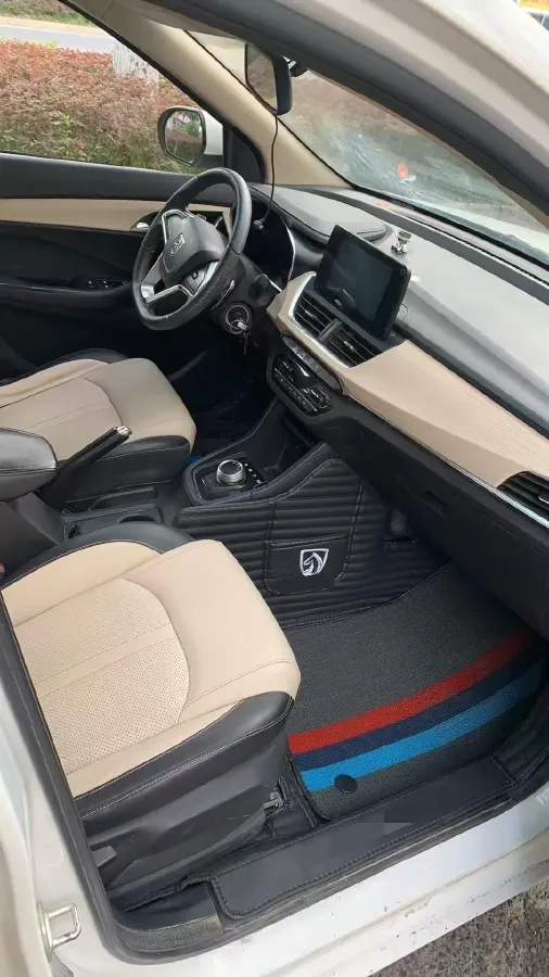 2019 BaoJun 360 1.5L 105HP L4 CVT,autocango,china used car exporter,china ev exporter,chinese used car exporter,chinese used ev exporter